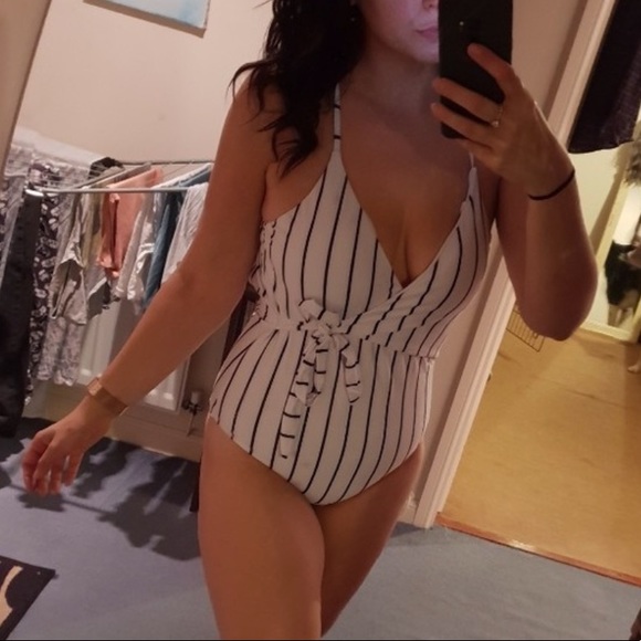 🎉HP🎉 NATALIA Stripe Side Tie Monokini - Picture 3 of 8